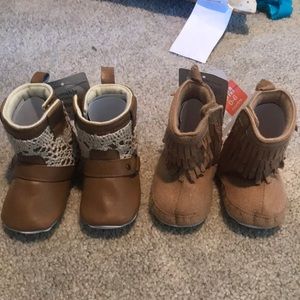 Fall boots set of 2